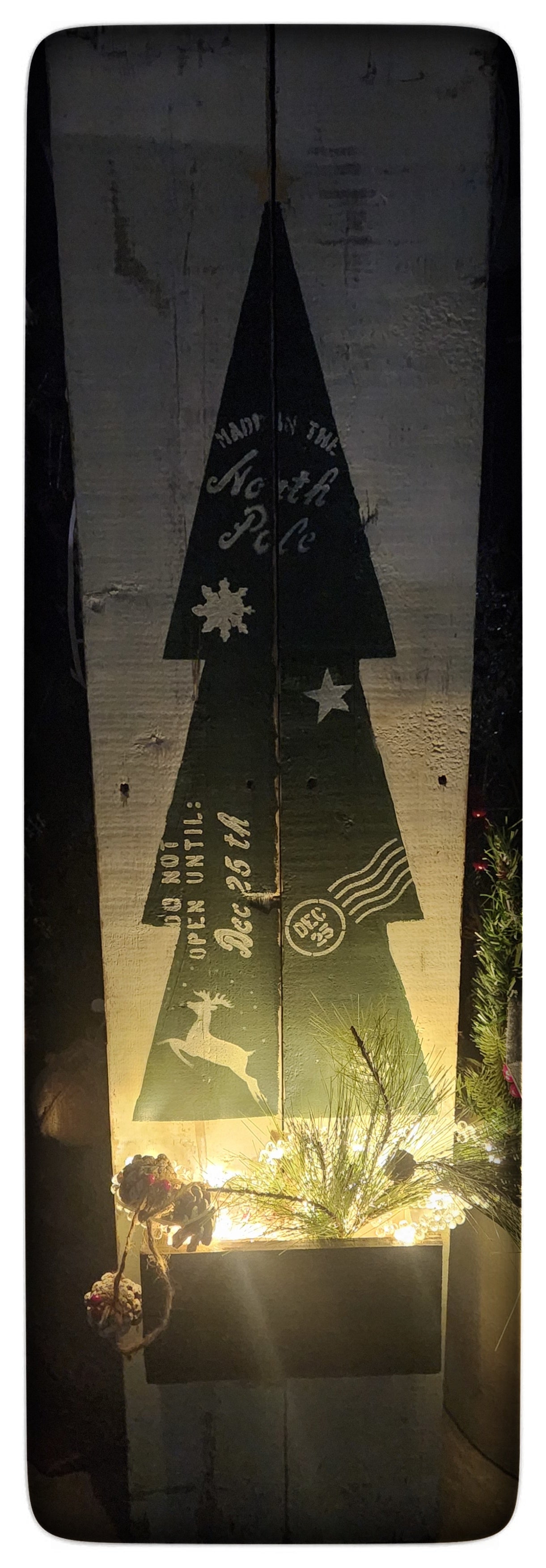 Upcycled Fence Board Christmas Tree Instore Workshop Project