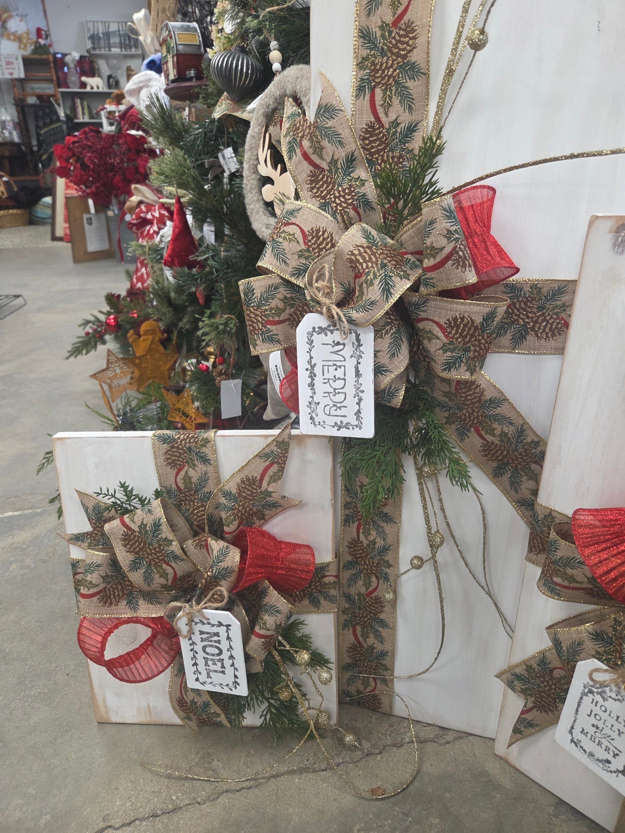 Wood Christmas Present Trio