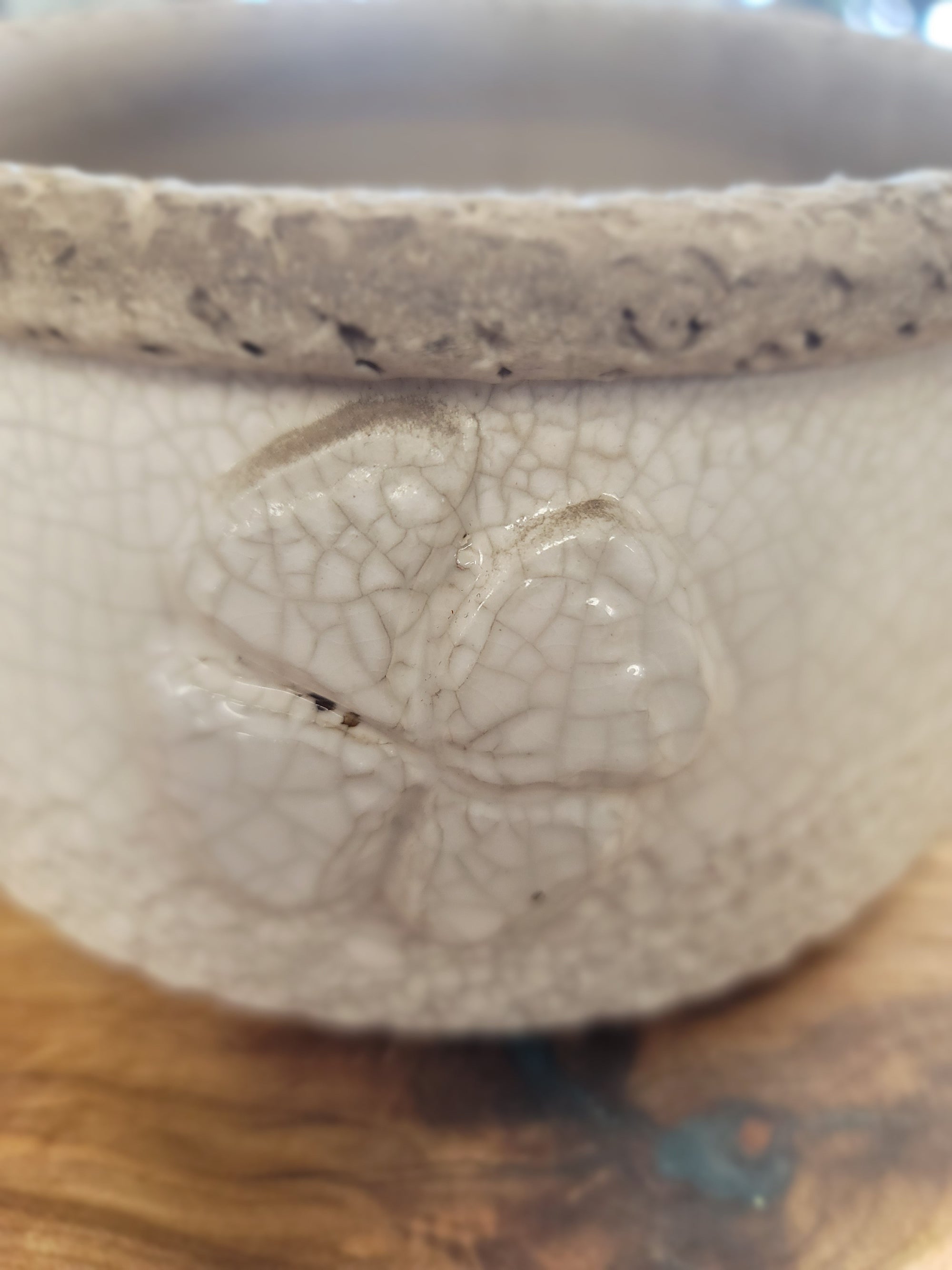 Clover Bowl White Crackle