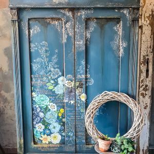 Redesign Decor Transfers® – Cosmic Roses design size 44″ X 30″ 6 sheets